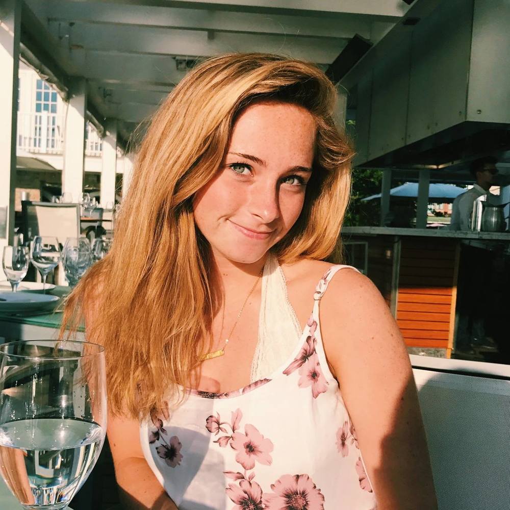 Meet your Posher, Calista